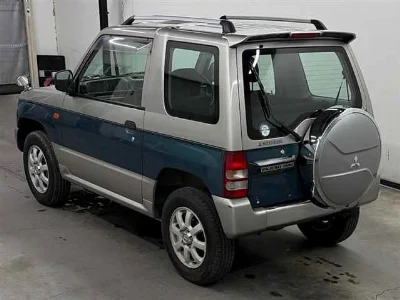 MITSUBISHI PAJERO MINI