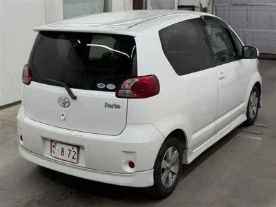 TOYOTA PORTE