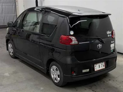 TOYOTA PORTE