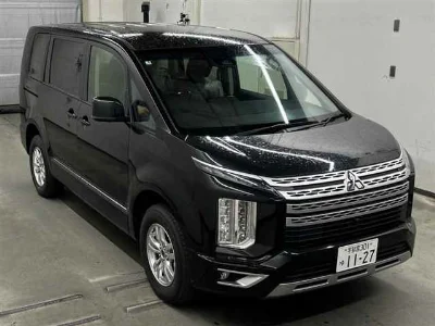 MITSUBISHI DELICA D5