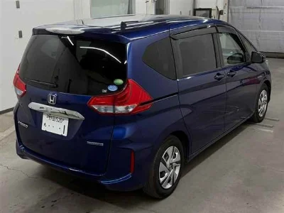 HONDA FREED HYBRID