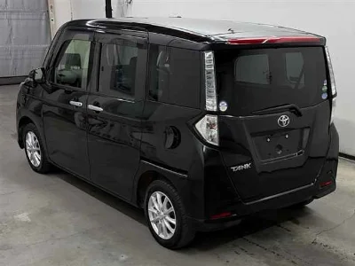 TOYOTA TANK