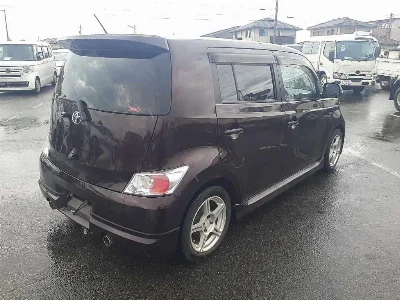 TOYOTA BB