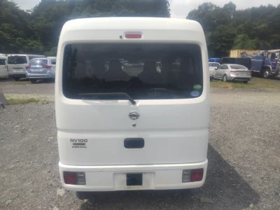 NISSAN CLIPPER VAN