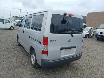 TOYOTA TOWN ACE VAN