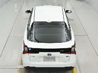 Цена авто Toyota Prius с аукционов Японии, номер кузова ZVW51, пробег 65 000, оценка 3