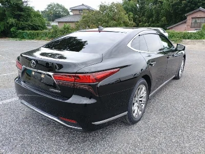 LEXUS LS