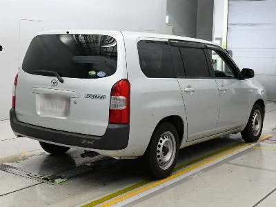 TOYOTA SUCCEED