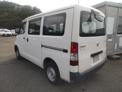 TOYOTA TOWN ACE VAN