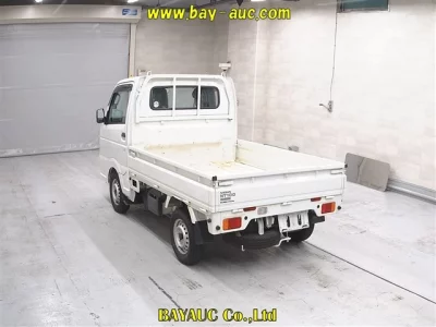 NISSAN CLIPPER TRUCK