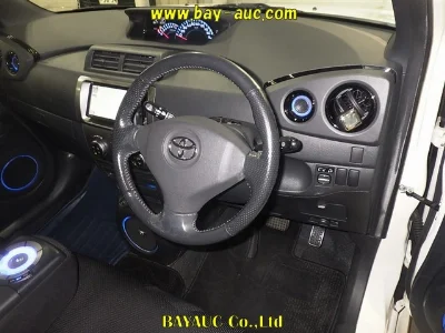 TOYOTA BB
