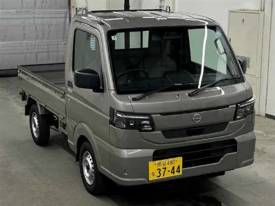 NISSAN CLIPPER TRUCK