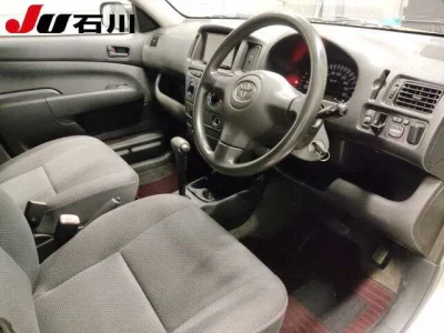 TOYOTA SUCCEED