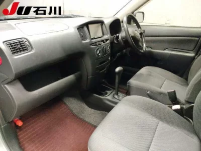 TOYOTA SUCCEED