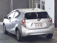 Цена авто Toyota Aqua с аукционов Японии, номер кузова NHP10, пробег 193 000, оценка 2