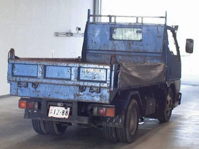 MITSUBISHI CANTER