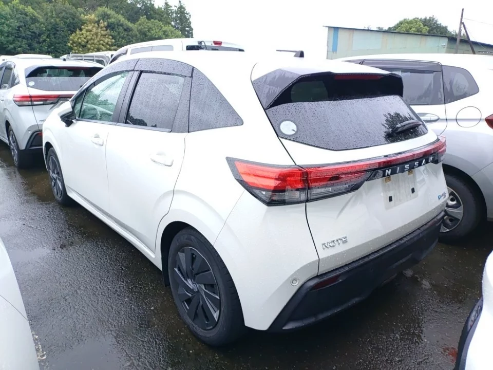 Nissan Note 4WD, миниатюра 3