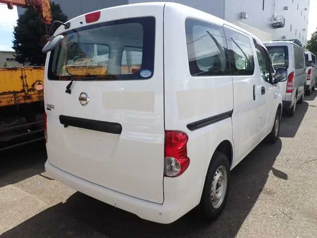 Nissan Vanette DX 4WD, миниатюра 2