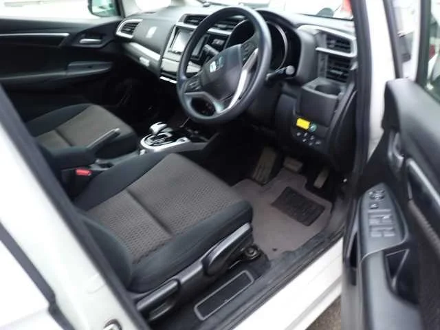 Honda Fit HYBRID*F 4WD, миниатюра 5