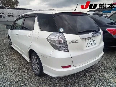 HONDA FIT SHUTTLE