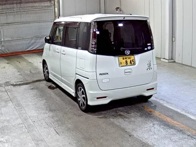 NISSAN ROOX