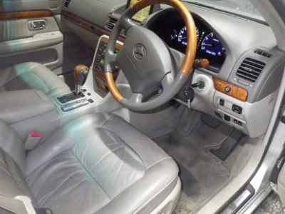 TOYOTA PROGRES