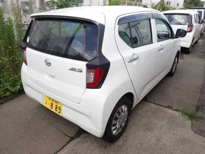 DAIHATSU MIRA E S