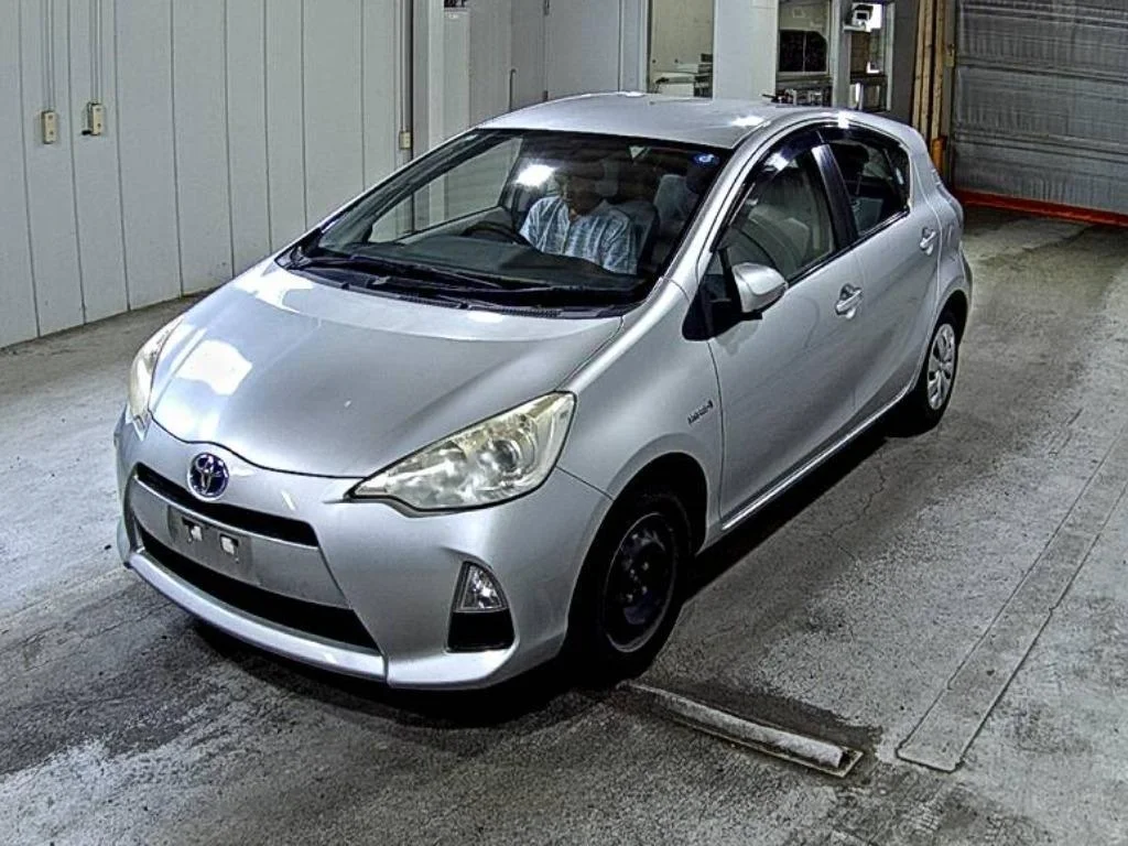 Toyota Aqua L, миниатюра 4