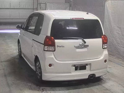 TOYOTA PORTE