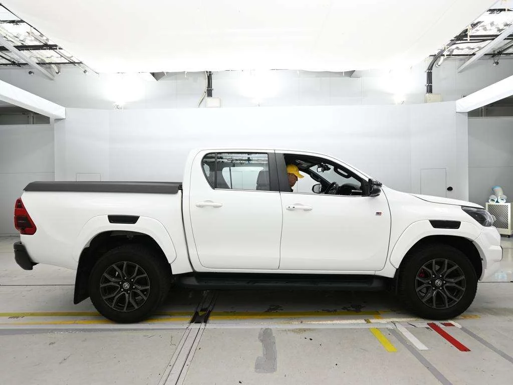 Toyota Hilux Z GR SPORT 4WD, миниатюра 2