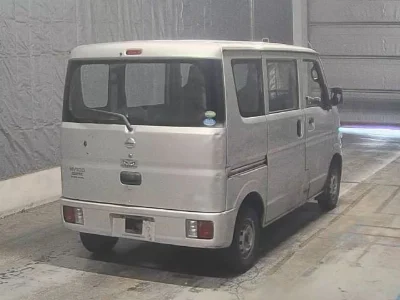 NISSAN CLIPPER VAN