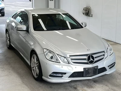 MERCEDES BENZ E CLASS