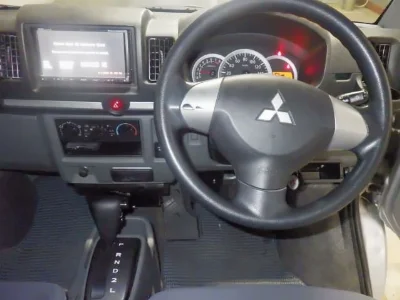 MITSUBISHI MINICAB