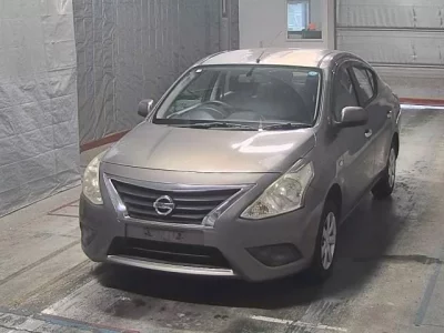 Nissan TIIDA LATIO