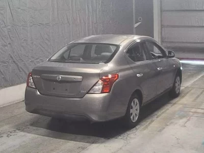 NISSAN TIIDA LATIO