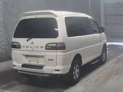 MITSUBISHI DELICA