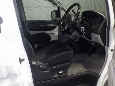 MITSUBISHI DELICA