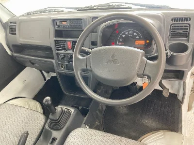 MITSUBISHI MINICAB TRUCK