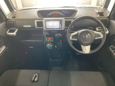 TOYOTA PIXIS MEGA