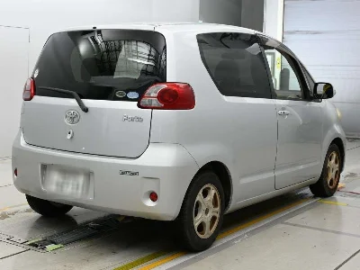 TOYOTA PORTE