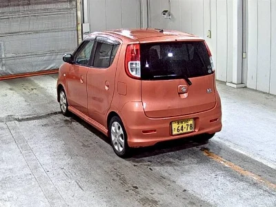 SUZUKI MRWAGON