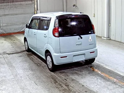 SUZUKI MRWAGON