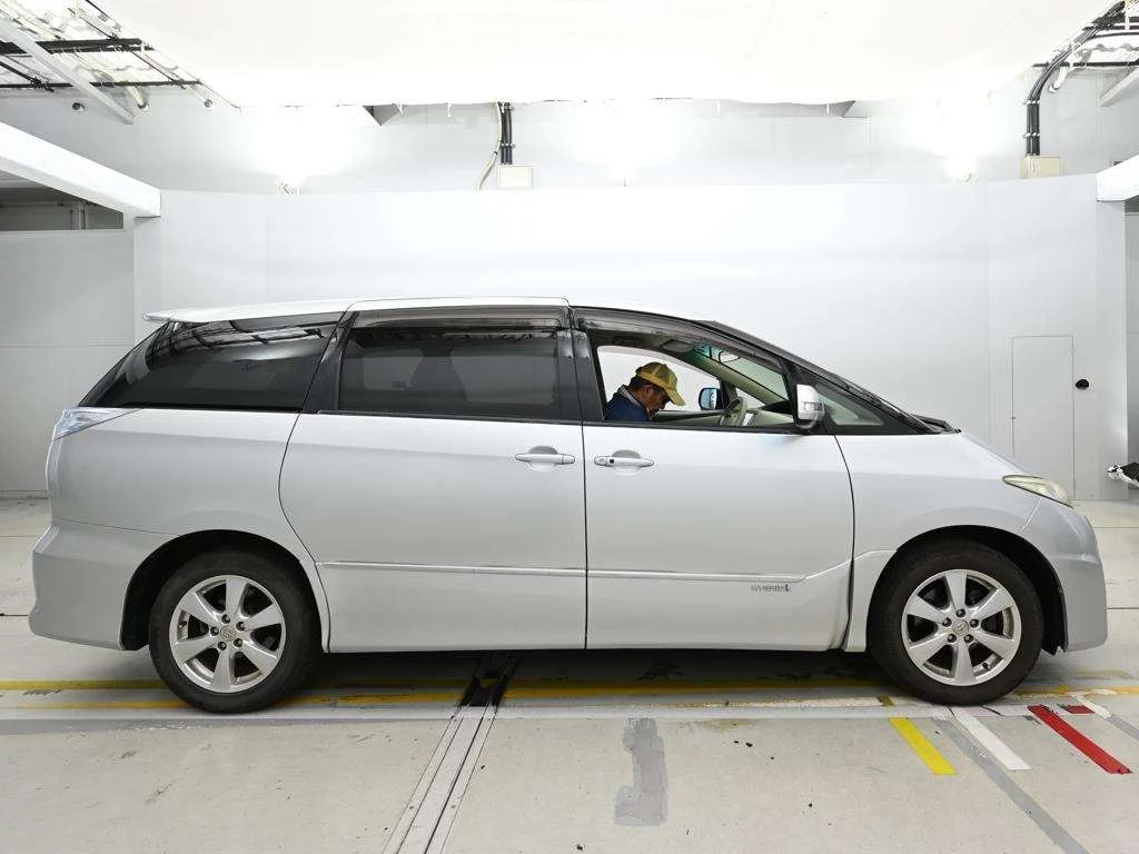 Toyota Estima X 4WD, миниатюра 3