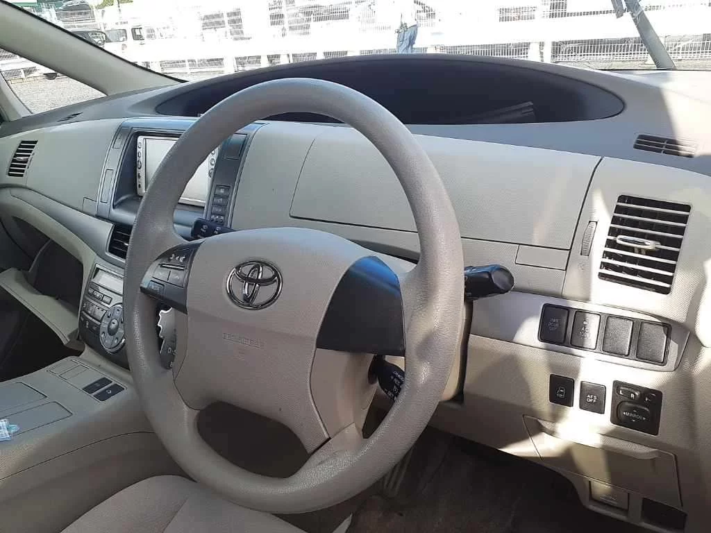 Toyota Estima X 4WD, миниатюра 9