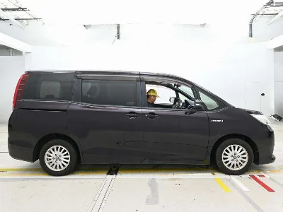 Статистика аукционов Toyota Noah