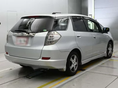 HONDA FIT SHUTTLE