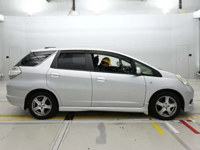 HONDA FIT SHUTTLE
