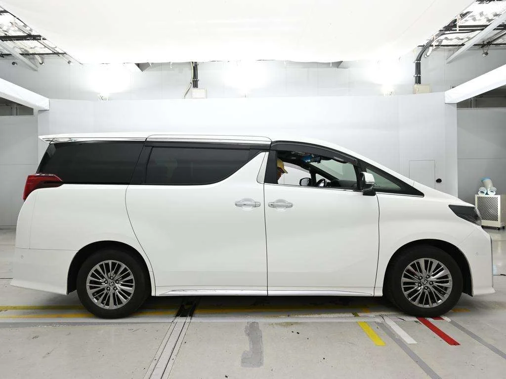 Toyota Alphard EXECUTIVE LOUNGE S 4WD, миниатюра 3