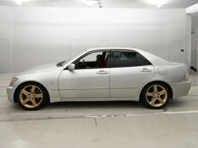 TOYOTA ALTEZZA