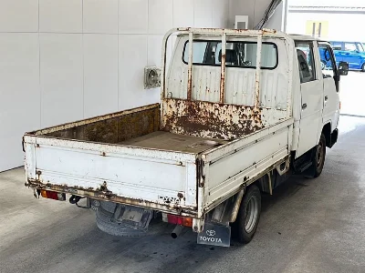 TOYOTA DYNA
